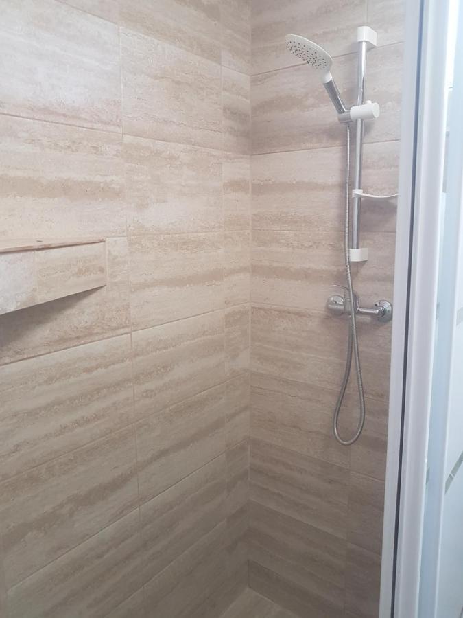 Sfântu-Gheorghe Lara Guest House מראה חיצוני תמונה
